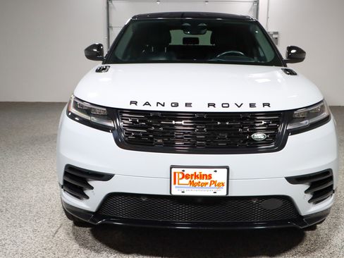 Used 2024 Land Rover Range Rover Velar Dynamic SE image 4
