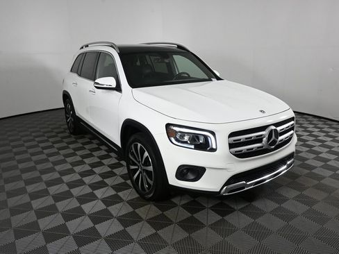 Used 2022 Mercedes-Benz GLB 250 image 22