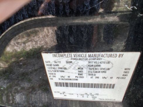 Used 2013 Lincoln MKT AWD image 22