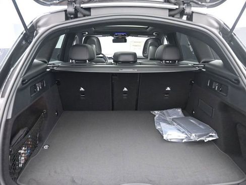 Used 2026 Mercedes-Benz GLC 300 image 33