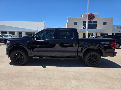 Used 2025 Ford F150 Lariat w/ Equipment Group 501A Mid AWD/4WD image 3