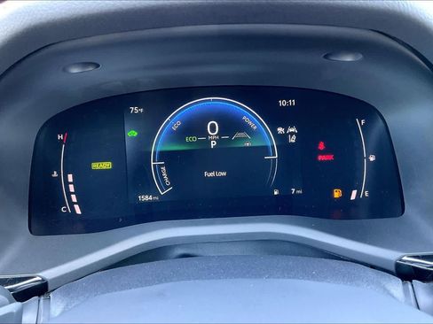 Certified 2026 Toyota Camry Hybrid w/ Multimedia Upgrade Package FWD image 26