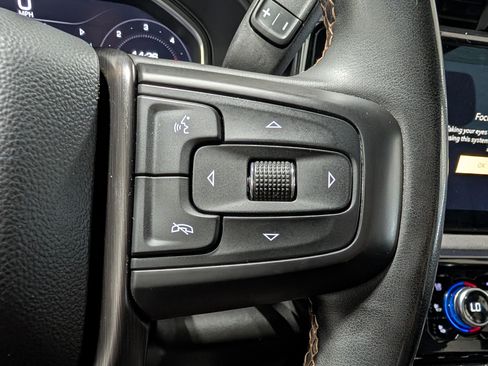 Used 2024 GMC Sierra 2500 AT4 w/ Technology Package AWD/4WD image 24