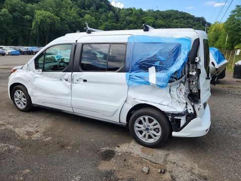 Used 2023 Ford Transit Connect XLT FWD image 3