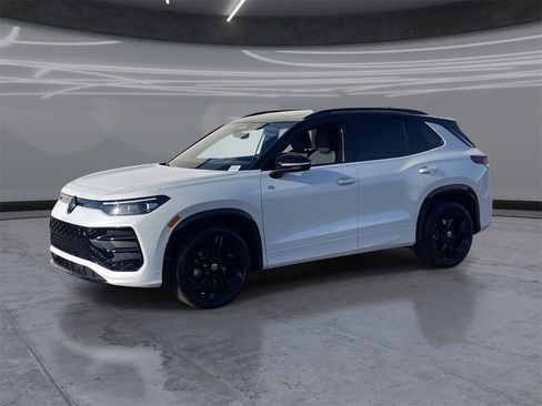 New 2026 Volkswagen Tiguan SE R-Line image 1