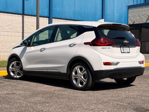 Used 2020 Chevrolet Bolt LT FWD image 7