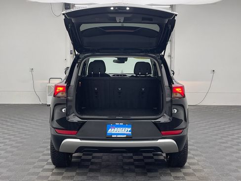 Used 2022 Chevrolet TrailBlazer LT AWD/4WD image 8