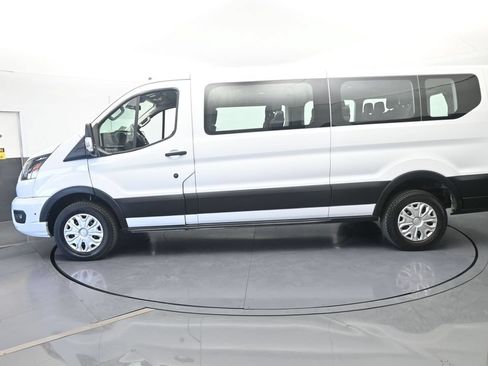 Used 2024 Ford Transit 350 XLT RWD image 3