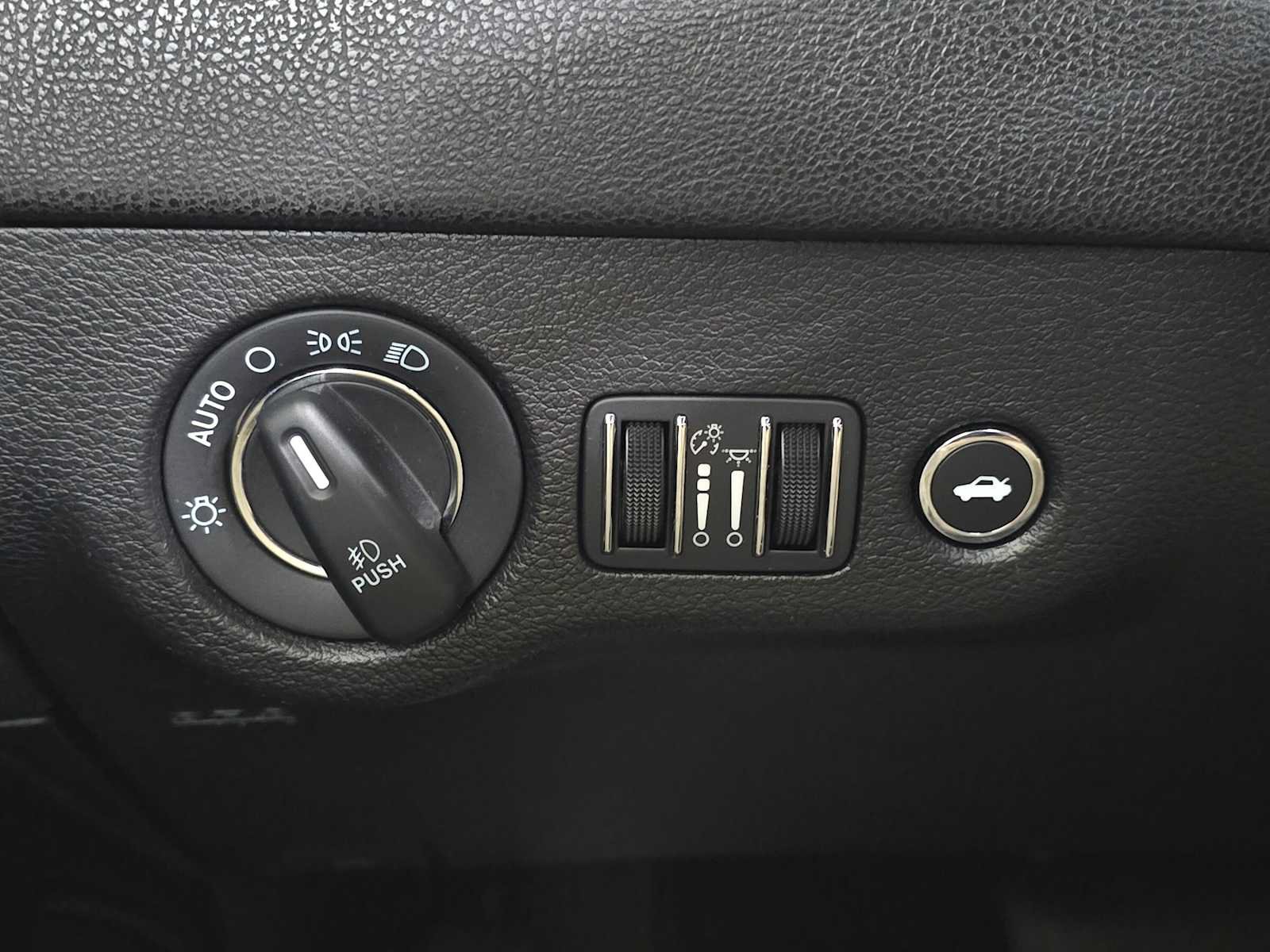 Used 2023 Chrysler 300 S RWD image 24