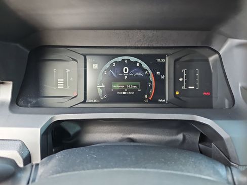 Certified 2024 Toyota Tacoma SR5 AWD/4WD image 10