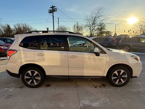 Used 2018 Subaru Forester 2.5i Premium w/ All-Weather Package image 8
