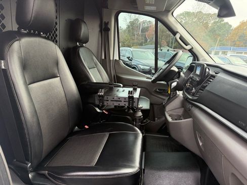 Used 2020 Ford Transit 250 Medium Roof w/ Load Area Protection Package image 32