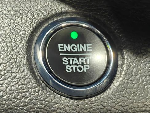 Used 2020 Ford Expedition Limited w/ Equipment Group 302A image 18