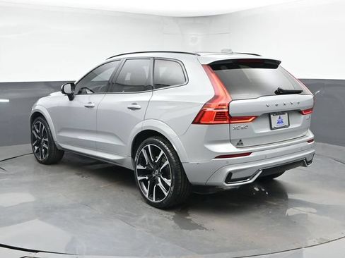Used 2024 Volvo XC60 B5 Ultimate w/ Protection Package Premier AWD/4WD image 8