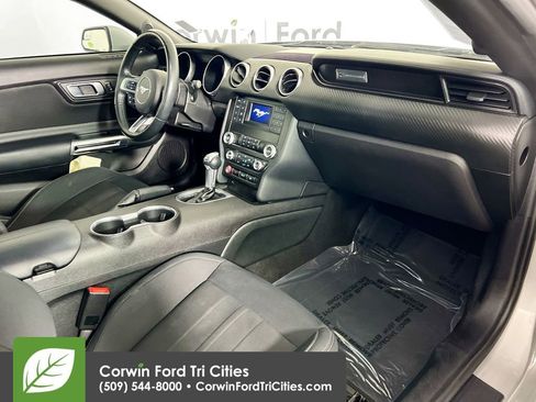 Used 2019 Ford Mustang Coupe image 23