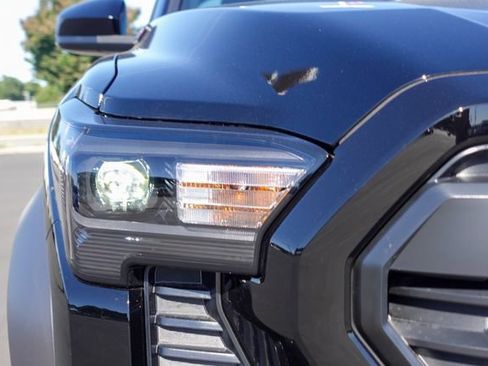 New 2026 Toyota Tacoma TRD Off-Road AWD/4WD image 4
