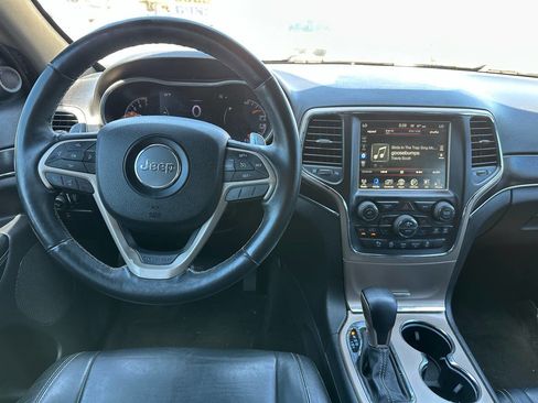 Used 2017 Jeep Grand Cherokee Limited w/ Trailer Tow Group IV AWD/4WD image 14