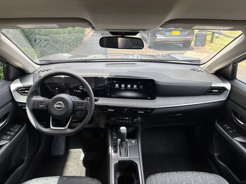Used 2026 Nissan Kicks SV w/ Cold Weather Package AWD/4WD image 49