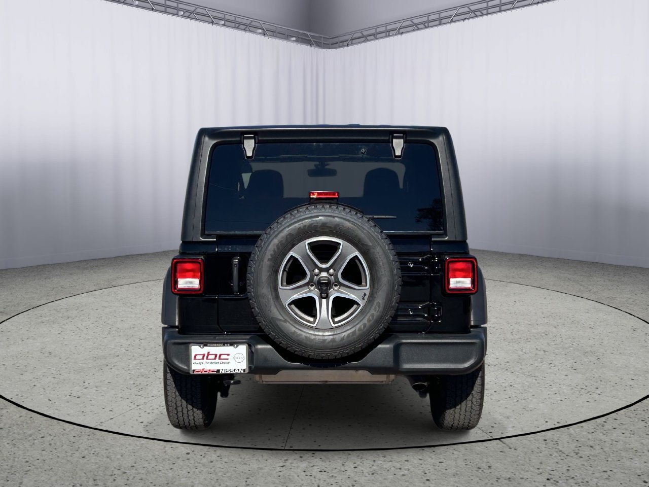 Used 2023 Jeep Wrangler Sport AWD/4WD image 9