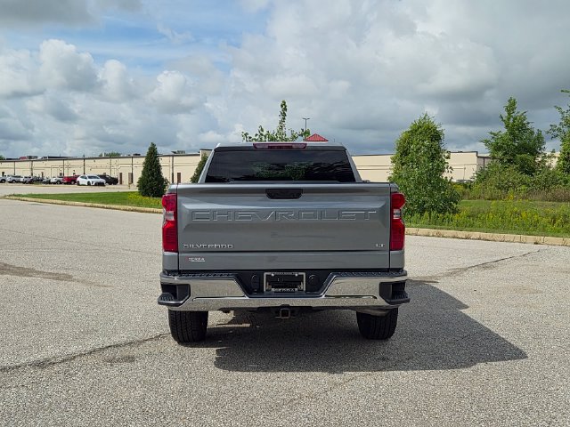 Used 2024 Chevrolet Silverado 1500 LT AWD/4WD image 6