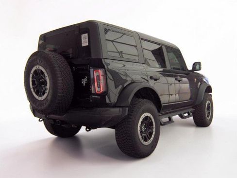 Used 2022 Ford Bronco Badlands AWD/4WD image 4