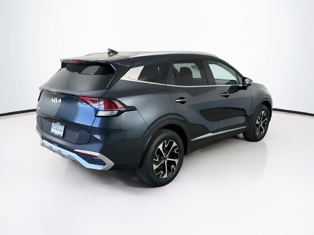 Used 2024 Kia Sportage EX AWD/4WD image 5