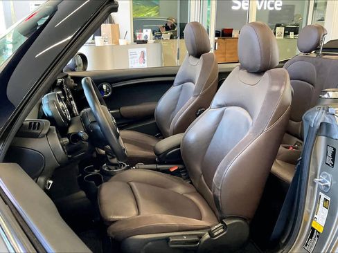 Used 2017 MINI Cooper Convertible image 8