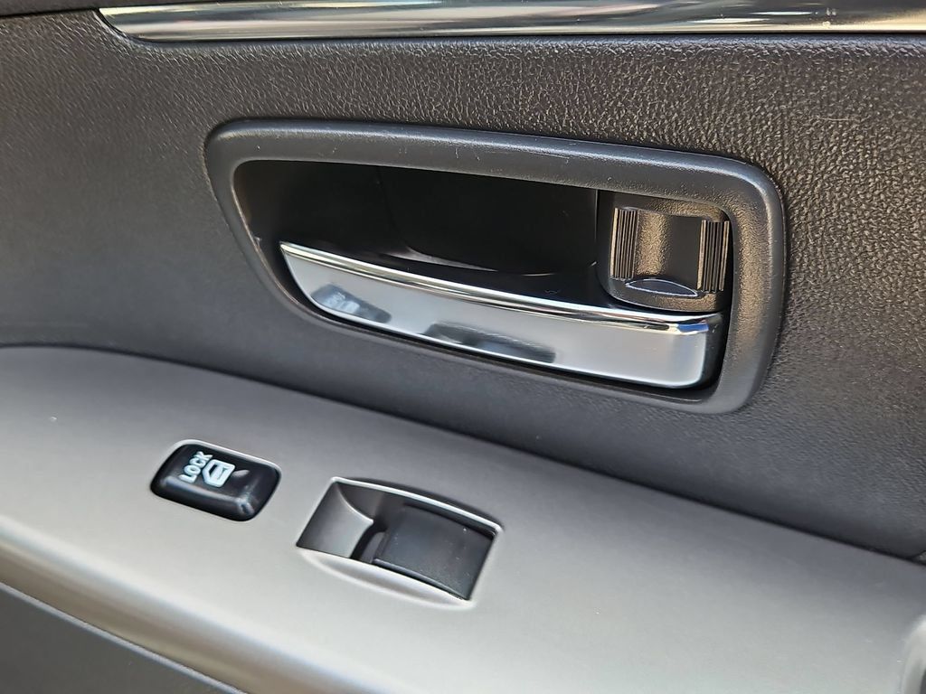 Used 2025 Mitsubishi Outlander Sport SE AWD/4WD image 34
