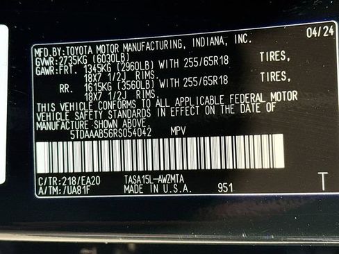 Used 2024 Toyota Grand Highlander AWD image 33