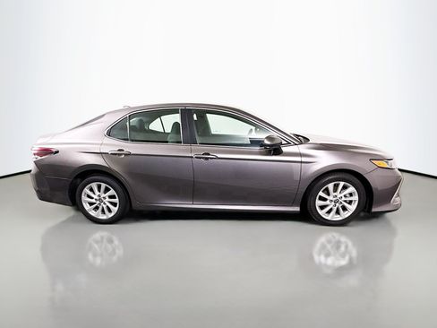 Used 2023 Toyota Camry LE FWD image 11