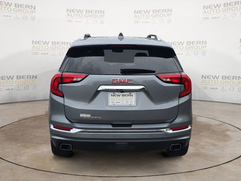 Used 2020 GMC Terrain Denali w/ LPO, Floor Liner Package FWD image 4