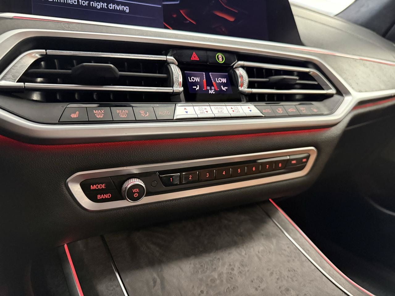 Used 2019 BMW X7 xDrive40i w/ Premium Package AWD/4WD image 24
