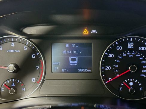 Used 2020 Kia Forte LXS FWD image 10