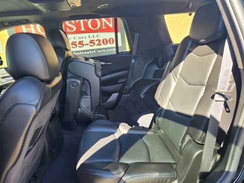 Used 2020 Cadillac Escalade Platinum image 12