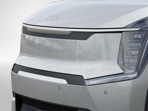 New 2026 Kia EV9 Wind image 12