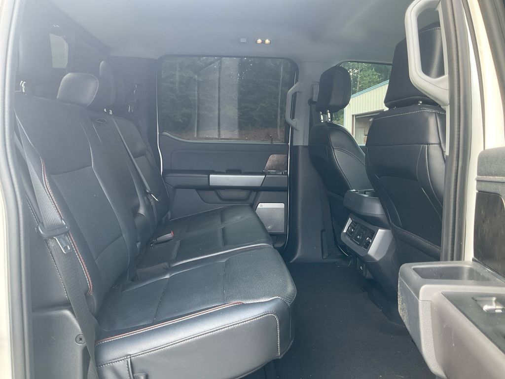 Used 2024 Ford F250 Lariat w/ Chrome Package AWD/4WD image 13