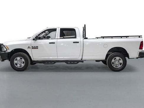 Used 2014 RAM 2500 Tradesman w/ Chrome Appearance Group AWD/4WD image 9