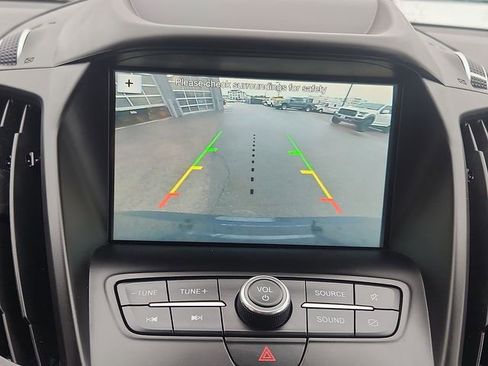 Certified 2019 Ford Escape SE image 20