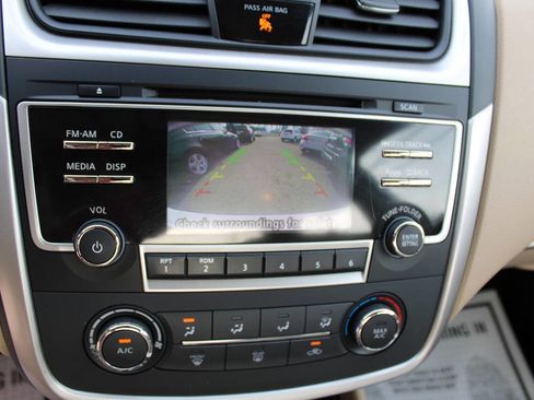 Used 2016 Nissan Altima 2.5 S w/ Power Driver Seat Package image 22