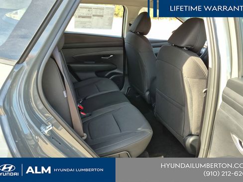 New 2026 Hyundai Tucson SE image 19