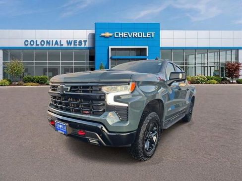 Used 2025 Chevrolet Silverado 1500 LT Trail Boss AWD/4WD image 2
