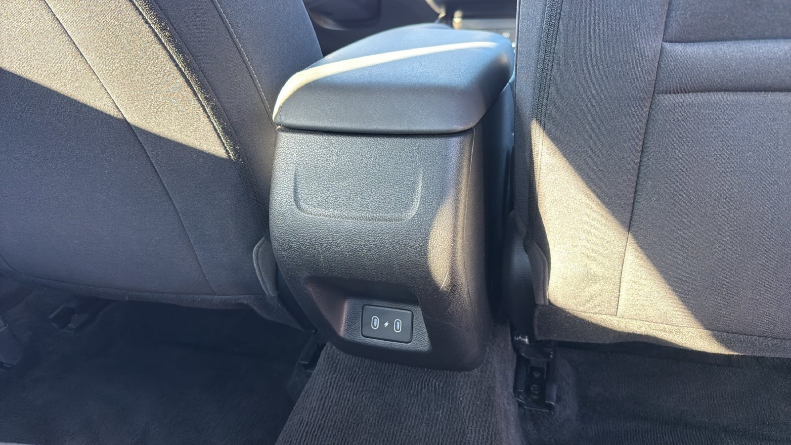 Used 2025 Hyundai Sonata SEL FWD image 27