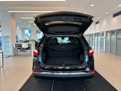 Used 2021 Chevrolet Equinox LT AWD/4WD image 9