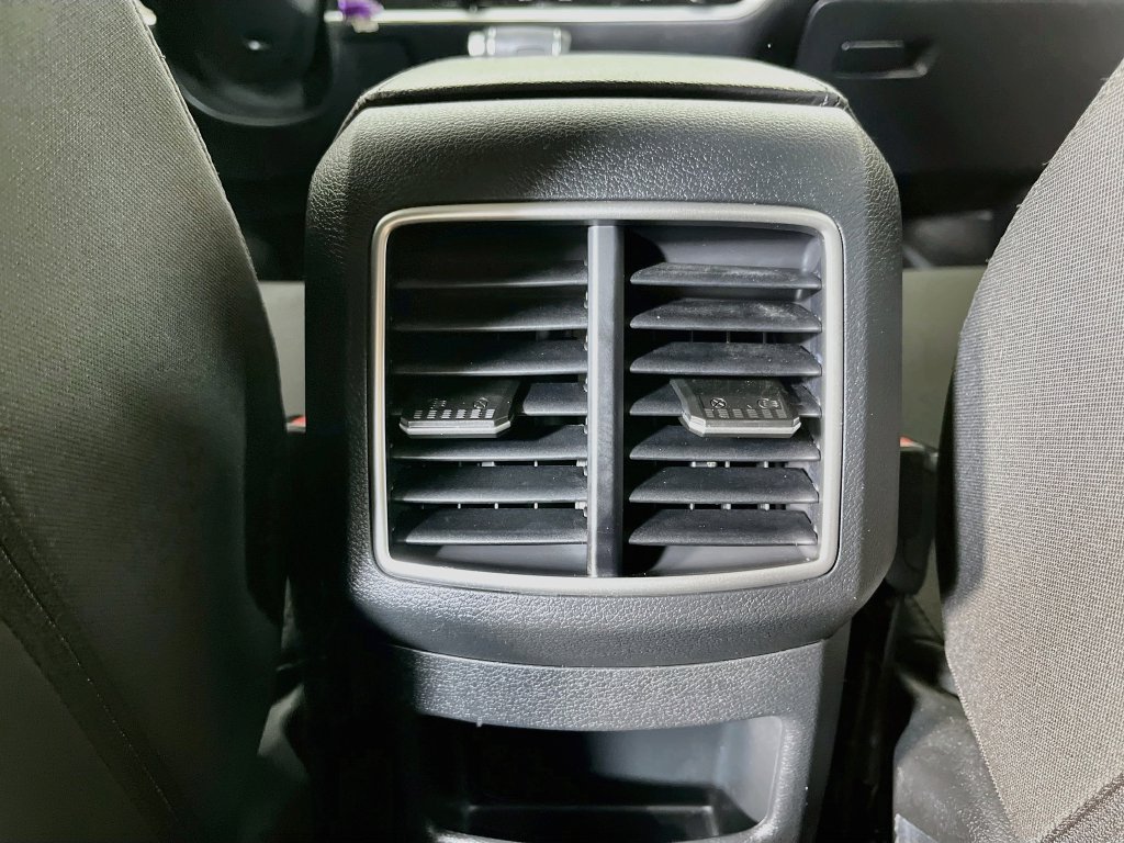Used 2025 Kia Sportage LX FWD image 28