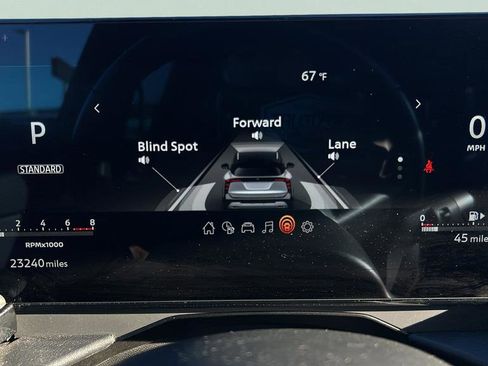 Used 2025 Nissan Kicks SR image 23