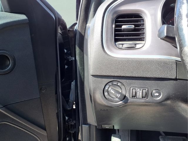 Used 2020 Dodge Charger SXT w/ Driver Convenience Group RWD image 11
