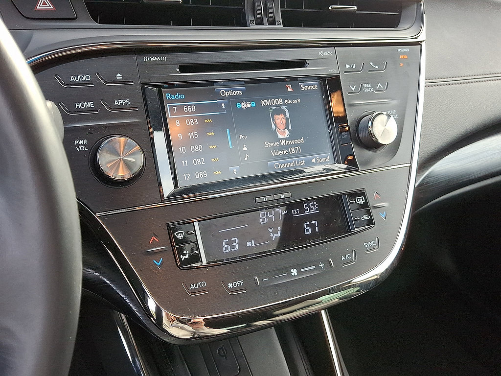 Used 2018 Toyota Avalon Touring w/ All Weather Liner Package FWD image 6