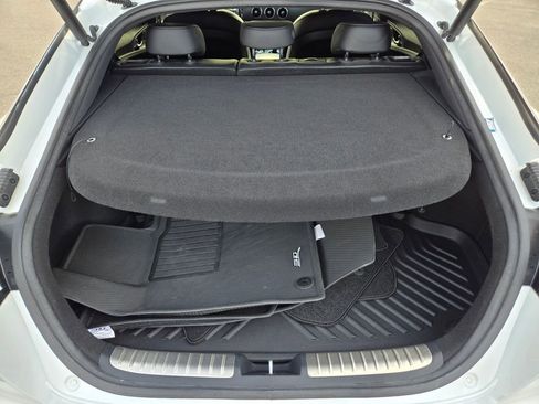 Used 2019 Kia Stinger GT2 image 14