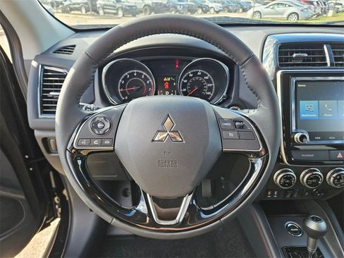 New 2025 Mitsubishi Outlander Sport SE image 18