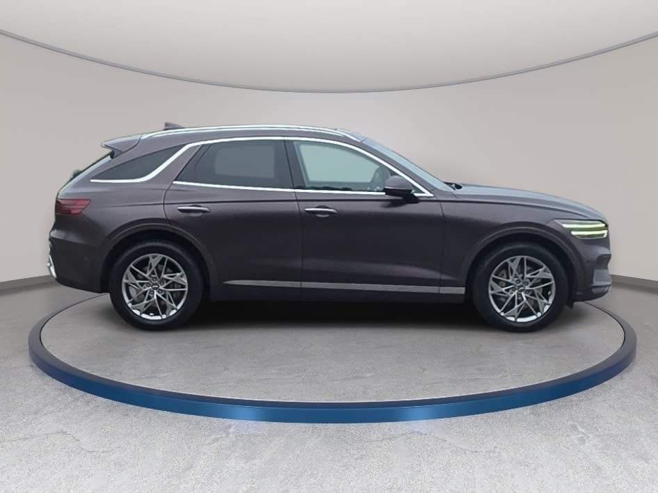 Used 2023 Genesis GV70 2.5T w/ Advanced Package AWD/4WD image 4